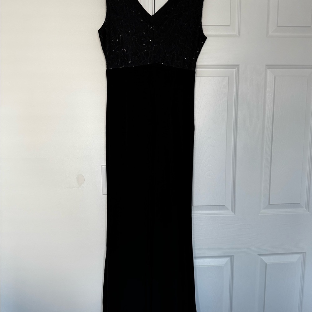 Elegant Black Evening Dress
